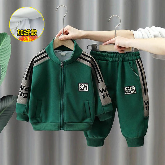 Boy's autumn and winter velvet set 2024 new foreign children's sports winter baby two-piece set handsome children's clothing tide